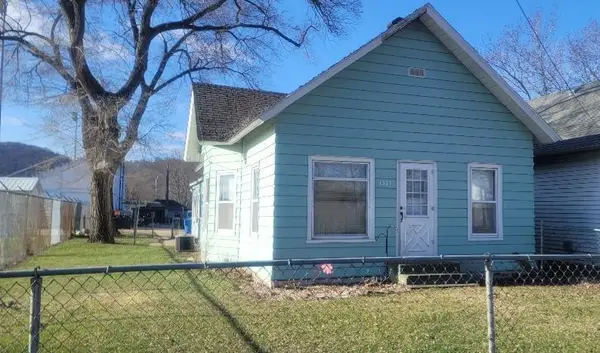 1377 W 3rd Street, Winona, MN 55987