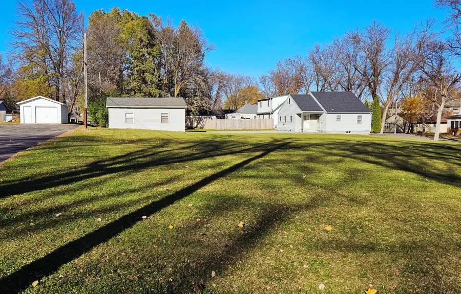 421 13th Street Se, Willmar, MN 56201 - Image #2