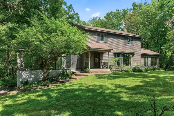 22 Eagle Ridge Road, North Oaks, MN 55127