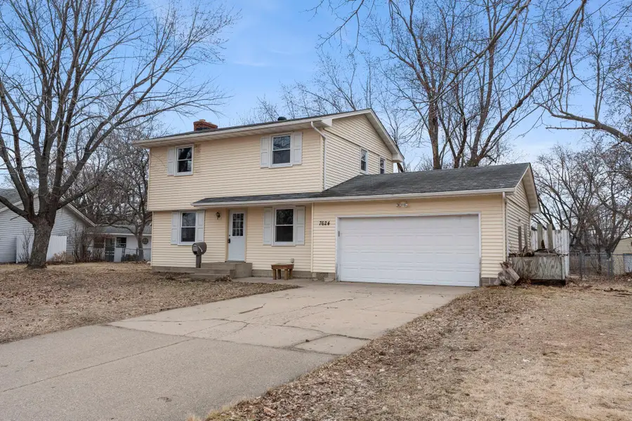 7624 Daleview Drive, Brooklyn Park, MN 55443 - #2