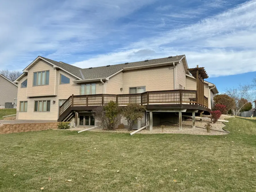 5415 Teakwood Lane N, Plymouth, MN 55442 - Image #2