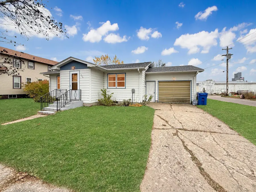 409 W 3rd Street, Madison, MN 56256 - Image #3