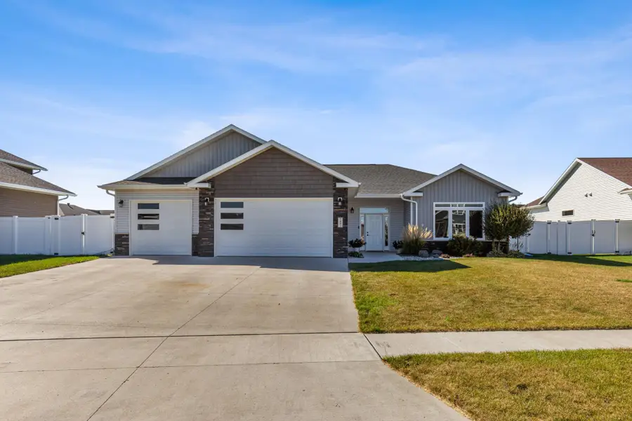 7441 15th Street S, Fargo, ND 58104 - #2