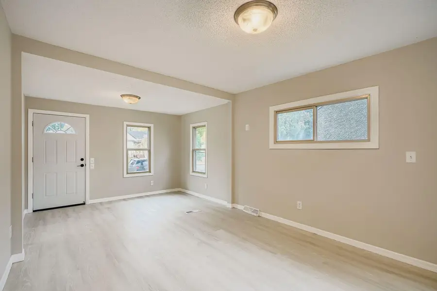 4643 Emerson Avenue N, Minneapolis, MN 55412 - Image #3