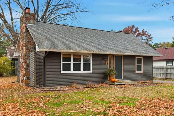 325 Stewart Avenue, Mora, MN 55051