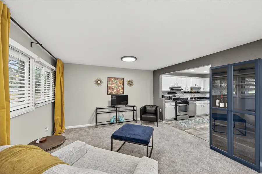 8928 Neill Lake Road #104, Eden Prairie, MN 55347 - Image #2