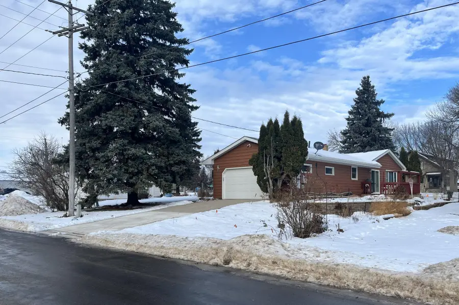 205 Pleasant Avenue W, Atwater, MN 56209 - Image #2