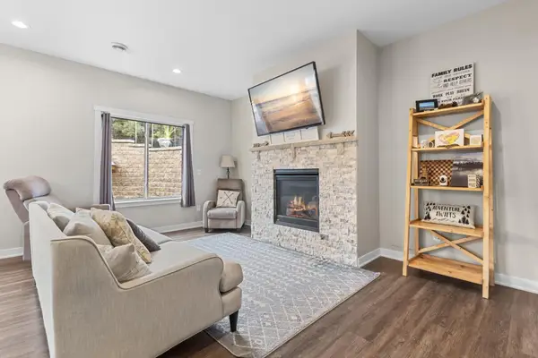 327 Larkspur Lane, Cannon Falls, MN 55009