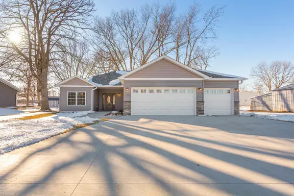 2702 Park Avenue Nw, Faribault, MN 55021