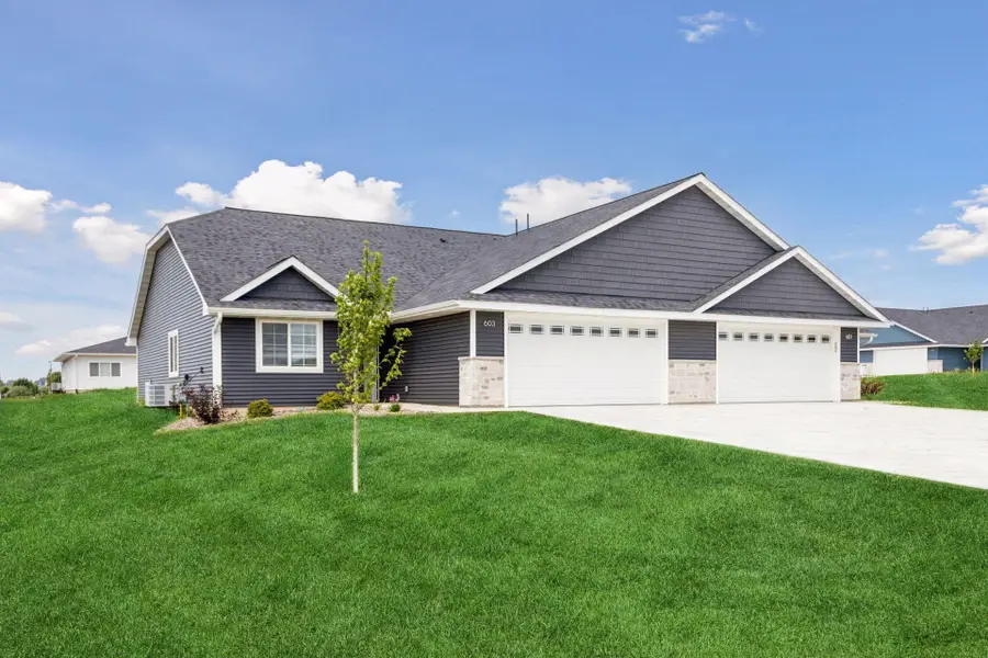 613 Field Point Street, Roberts, WI 54023 - Image #2