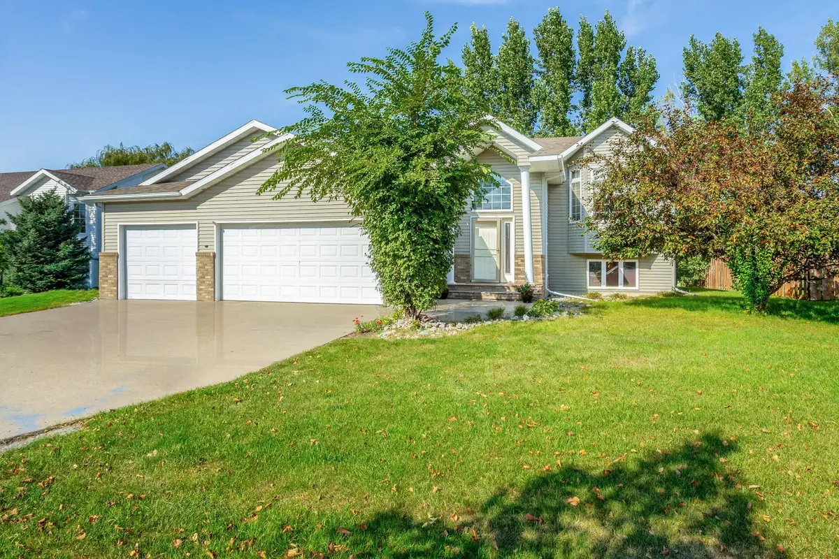 3441 42nd Avenue S, Fargo, ND 58104 - Image #1