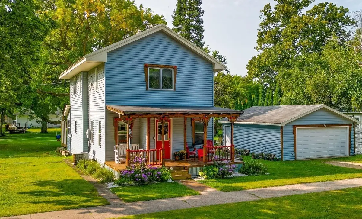 721 Main Street, Good Thunder, MN 56037 - Image #1