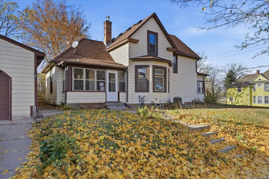 4 Elizabeth Street W, Saint Paul, MN 55107 - Image #2