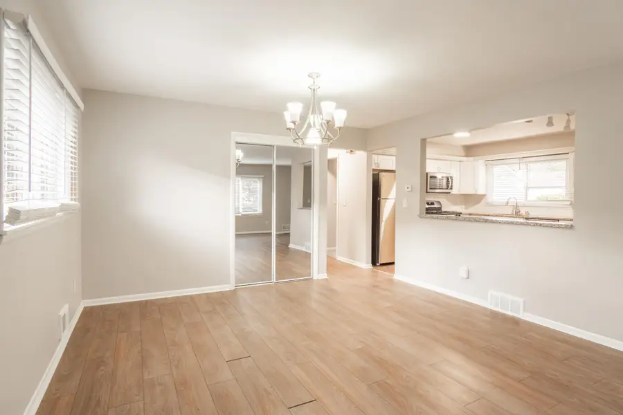 6418 Knoll Street N, Golden Valley, MN 55427 - #2