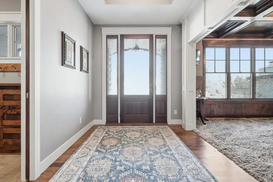 110 Gleahaven Road, Wayzata, MN 55391 - Image #2