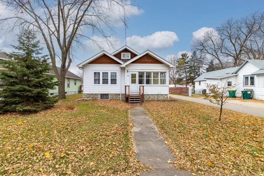 715 N Marshall Avenue, Litchfield, MN 55355 - Image #2