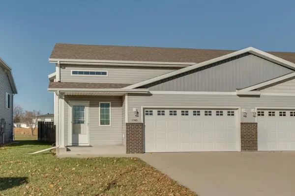 2540 31st Avenue S, Moorhead, MN 56560