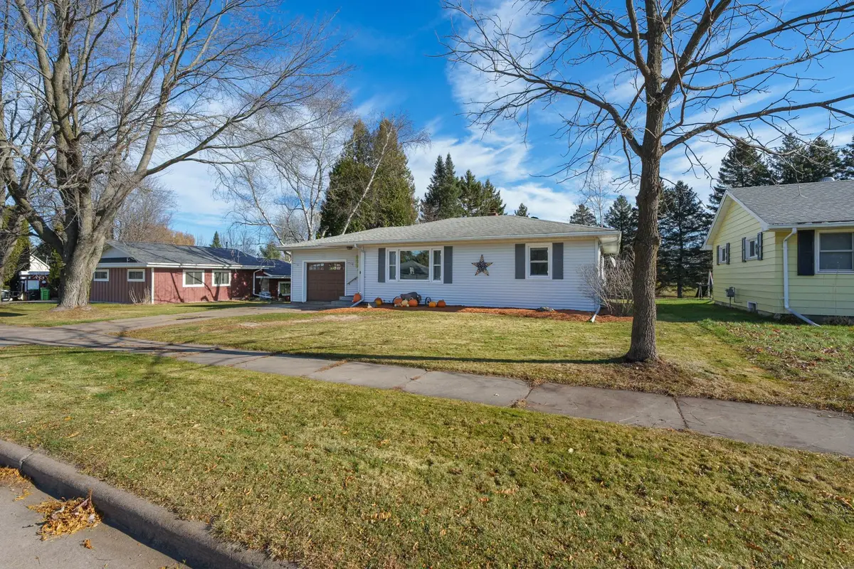 305 S Clark Street, Thorp, WI 54771 - Image #1