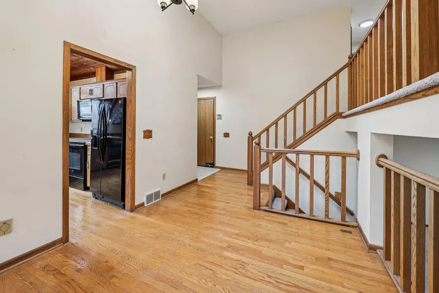 330 E 152nd Street, Burnsville, MN 55306 - Image #2