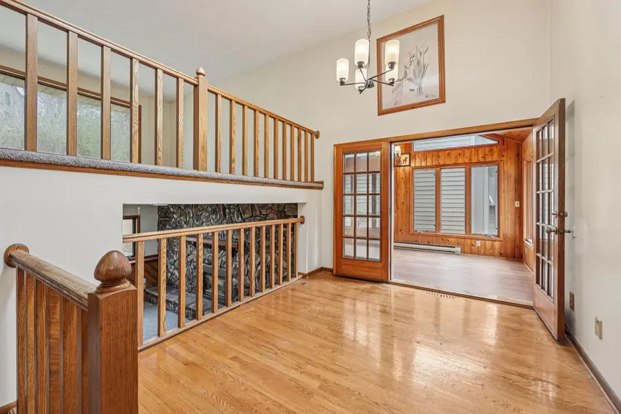 330 E 152nd Street, Burnsville, MN 55306 - Image #3