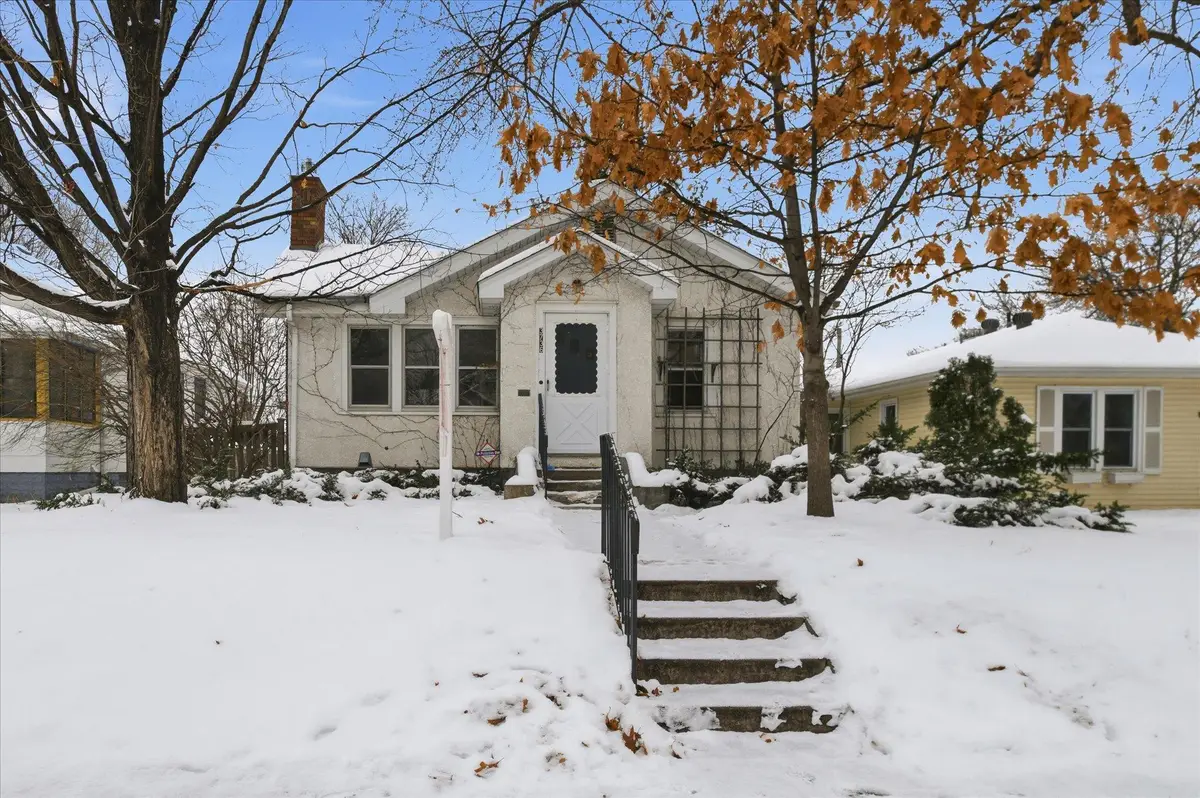 3736 45th Avenue S, Minneapolis, MN 55406 - Image #1