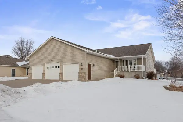 1289 Sunburst Way Se, Hutchinson, MN 55350