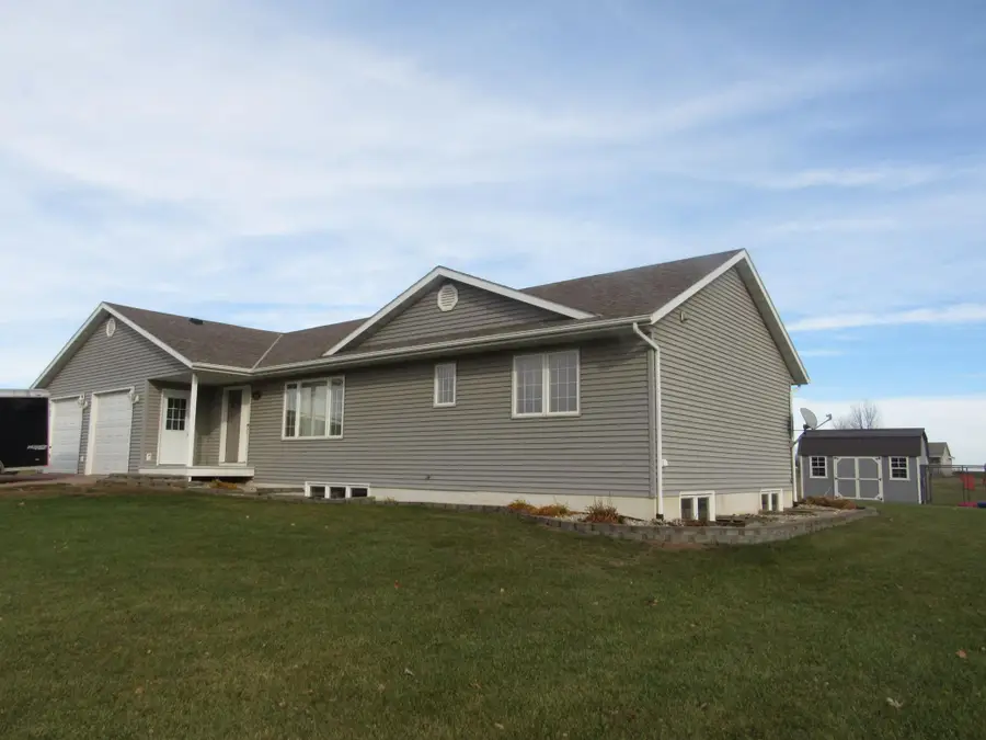408 Ludlow Avenue, Rushmore, MN 56168 - Image #2