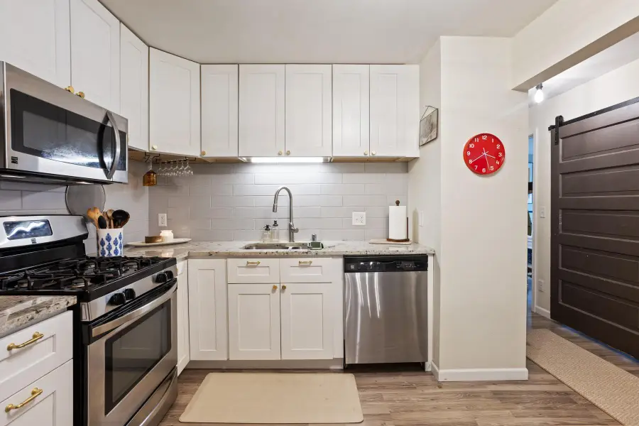 4820 Park Commons Drive #220, Saint Louis Park, MN 55416 - Image #2