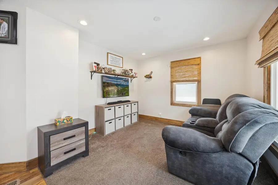 511 N Swift Avenue, Litchfield, MN 55355 - #3