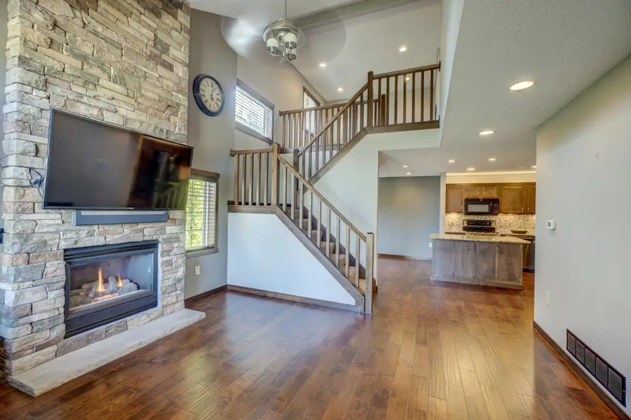 2437 Oakridge Circle, Hudson, WI 54016 - Image #2