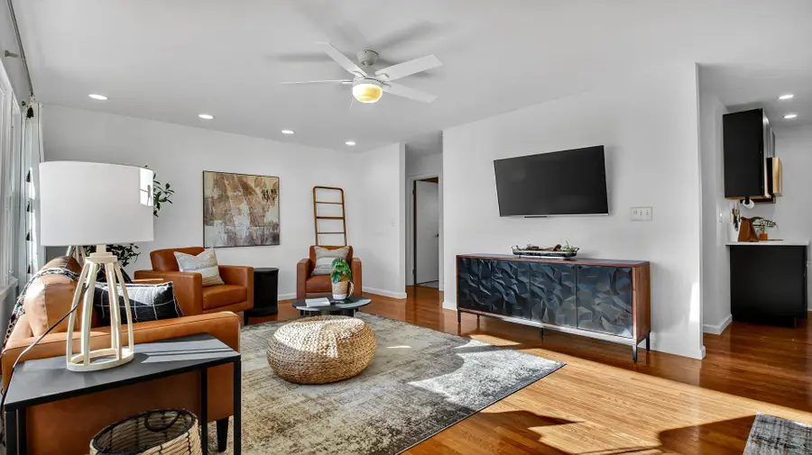 1908 Goff Avenue, Eau Claire, WI 54701 - Image #2