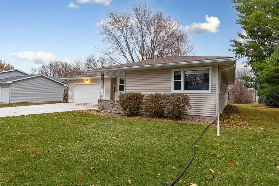 351 1st Avenue Ne, Wells, MN 56097 - Image #3