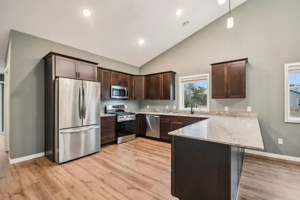 911 Gable Street, Taylors Falls, MN 55084