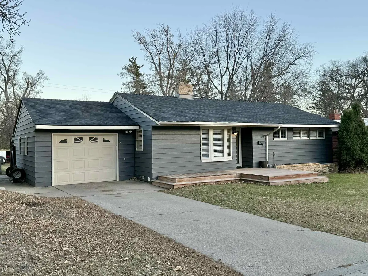 1129 Minnesota Avenue, Detroit Lakes, MN 56501 - Image #1