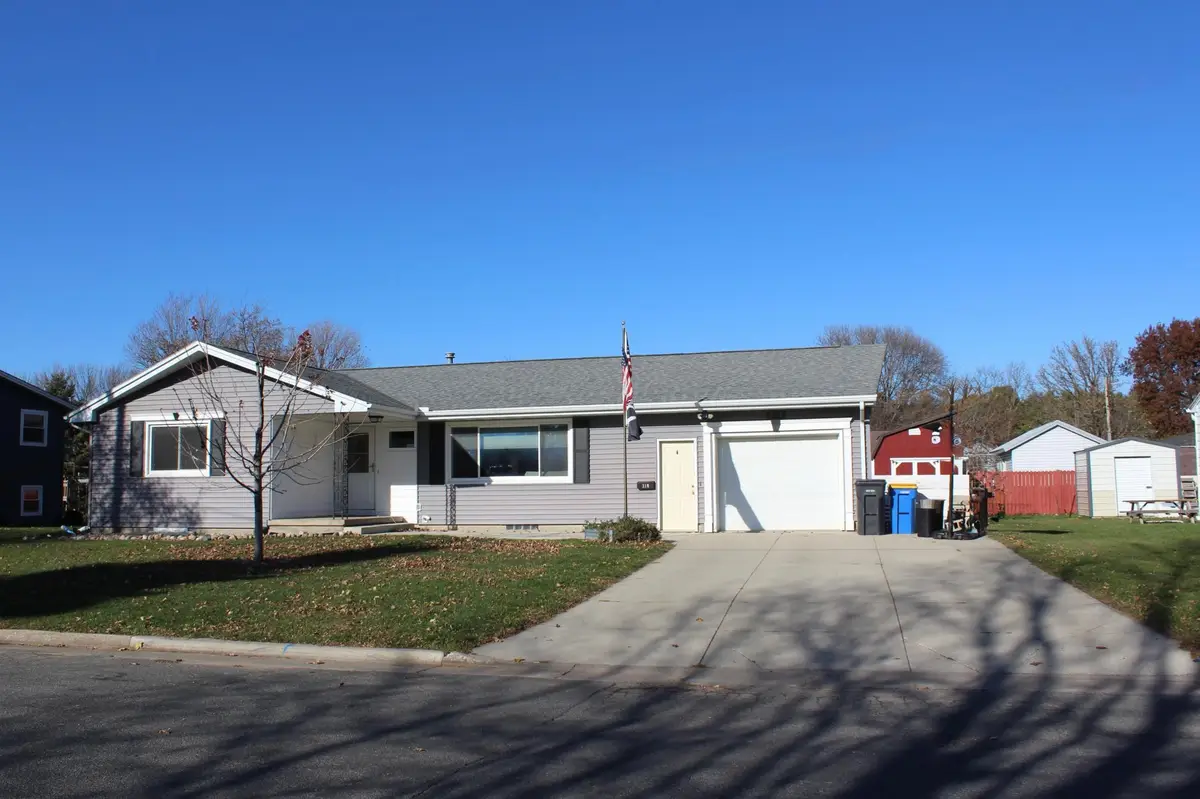 318 4th Street Nw, Blooming Prairie, MN 55917 - Image #1