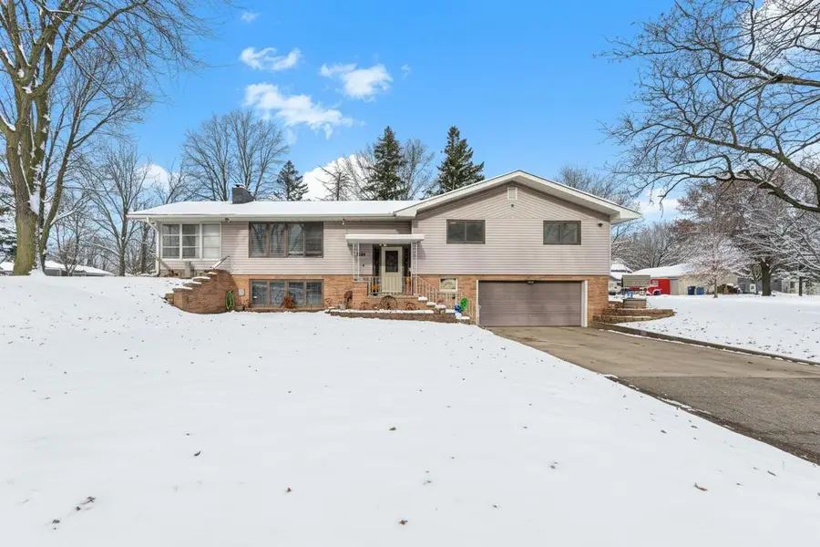 303 3rd Avenue Sw, Medford, MN 55049 - Image #2