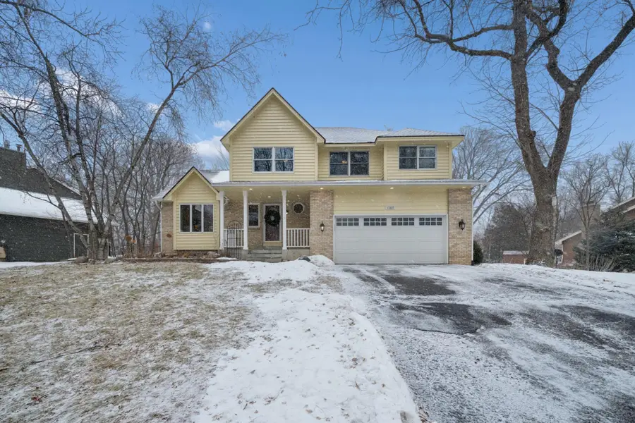 17227 Harrington Way, Lakeville, MN 55044 - Image #2