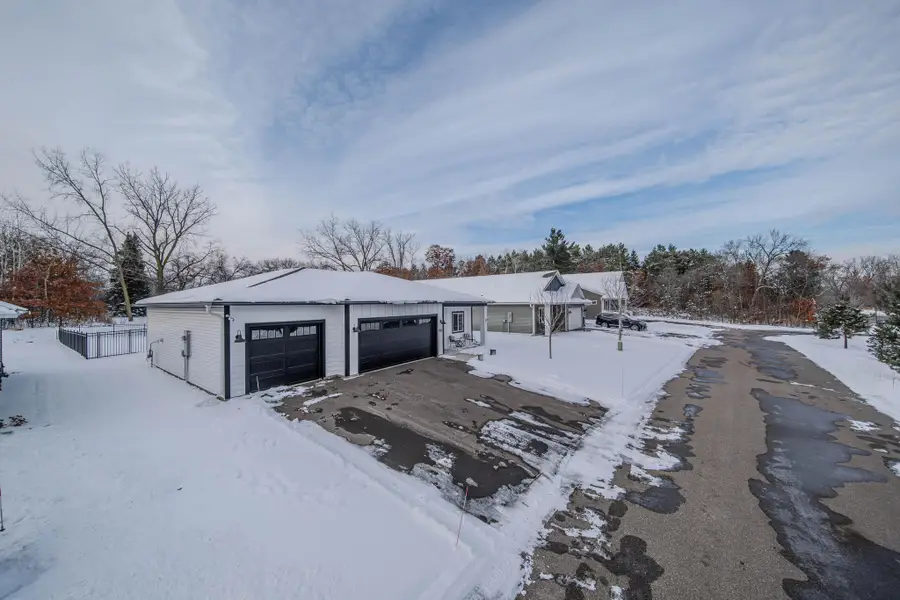 11076 Ulysses Street Ne, Blaine, MN 55434 - Image #2