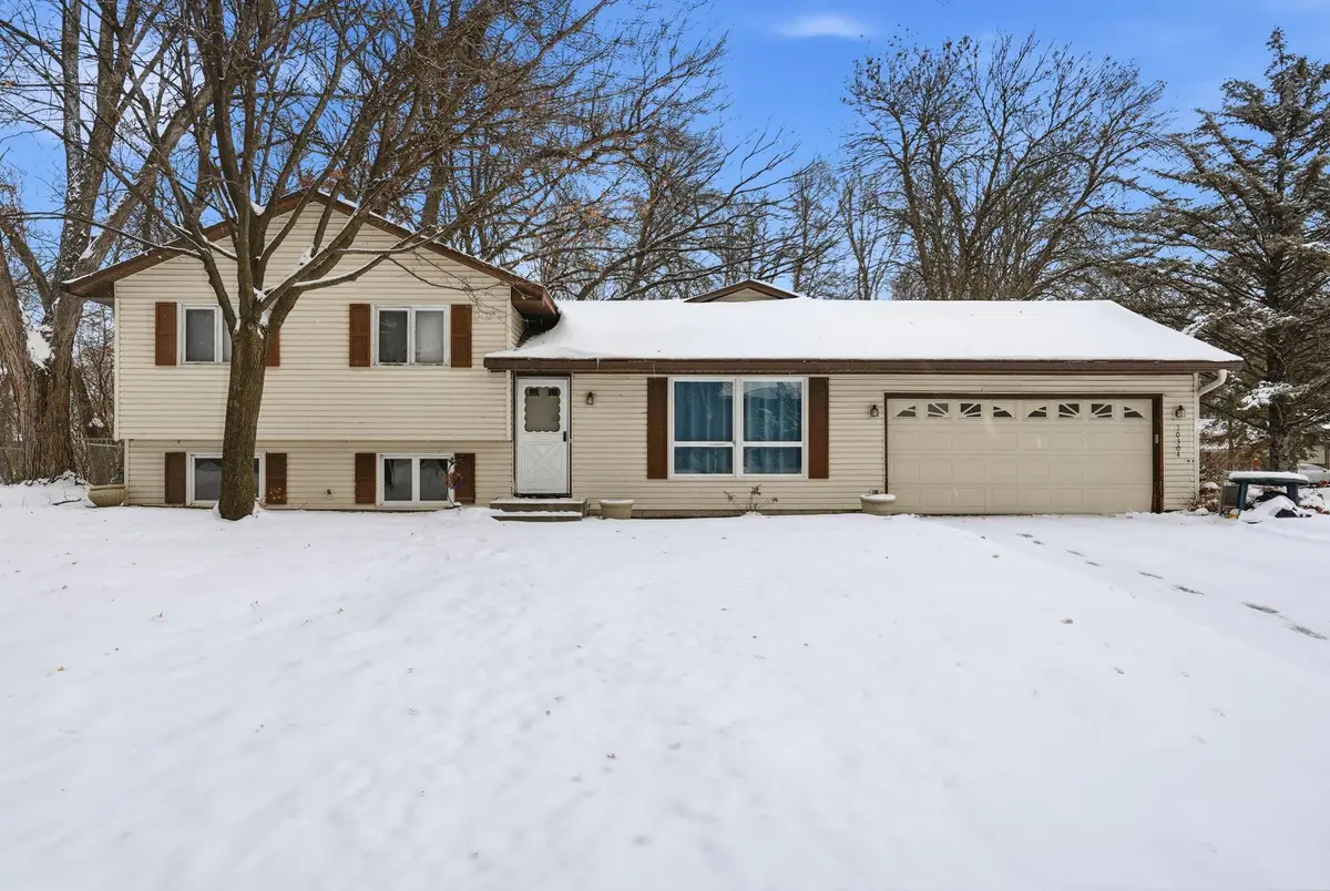 10304 107th Place N, Maple Grove, MN 55369 - #1