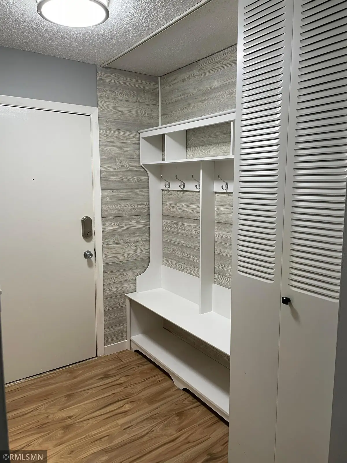 2800 Hillsboro Avenue N #105, New Hope, MN 55427 - Image #1