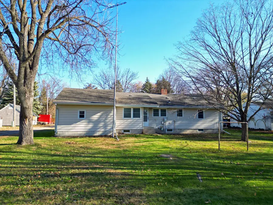 530 3rd Street E, Hector, MN 55342 - Image #2