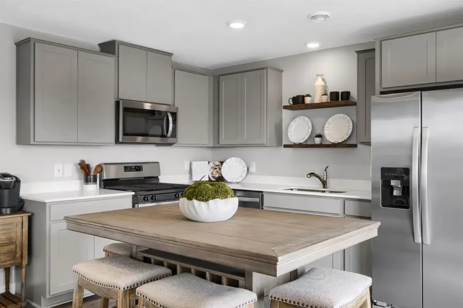 1966 Highview Terrace, Shakopee, MN 55379 - Image #2