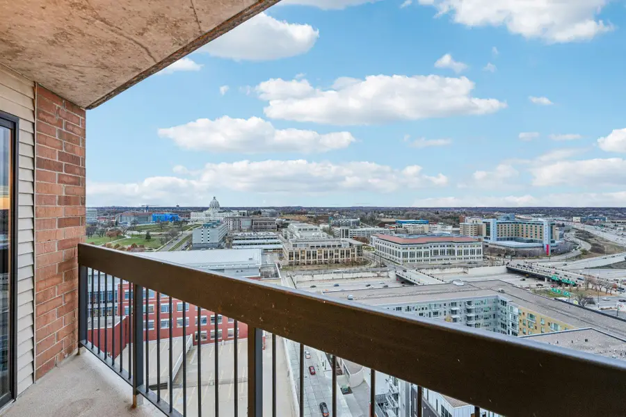 78 10th Street E #2409, Saint Paul, MN 55101 - Image #3