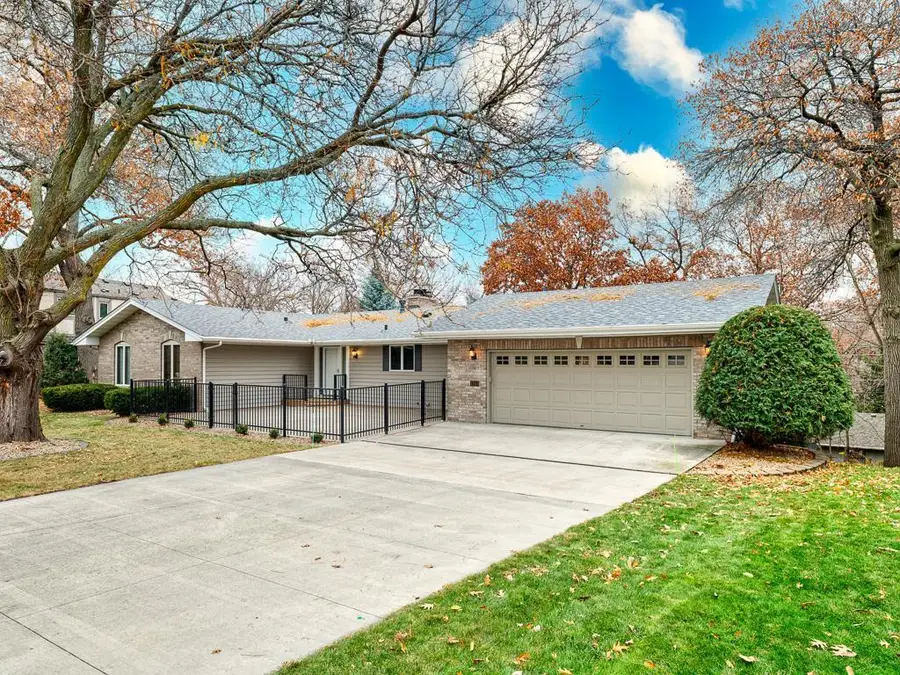 13511 Krestwood Drive, Burnsville, MN 55337 - Image #3