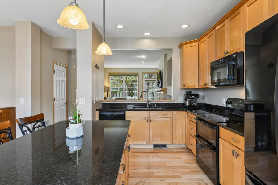 1945 Commonwealth Boulevard #5, Chanhassen, MN 55317 - #3