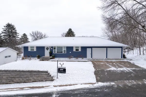 309 Hilltop Drive, Goodhue, MN 55027