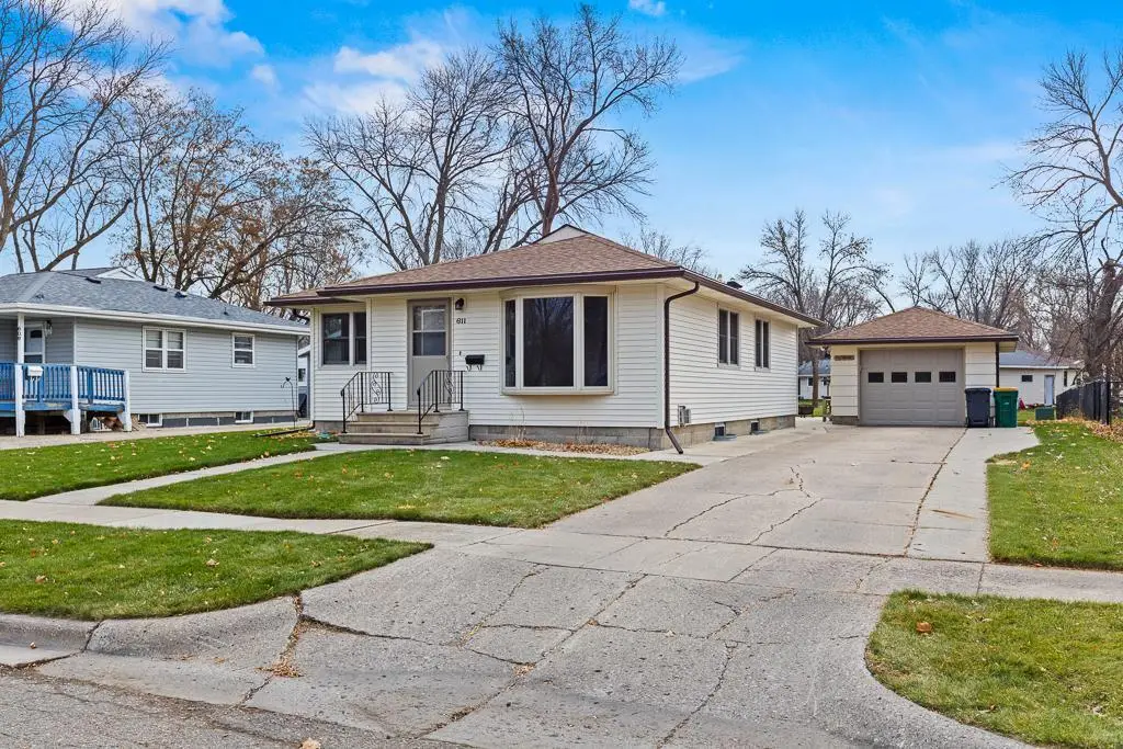 611 Camden Drive, Marshall, MN 56258 - Image #1