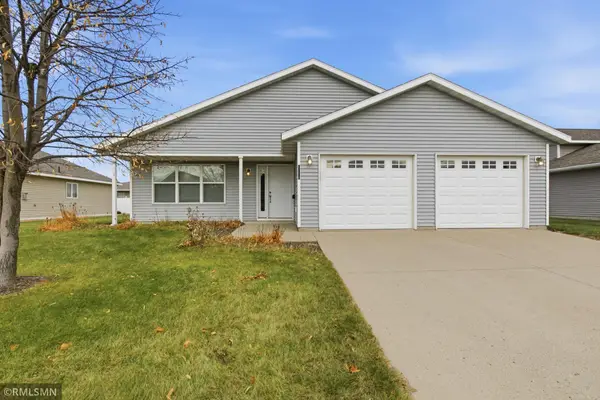 6884 22nd Loop N, Saint Cloud, MN 56303