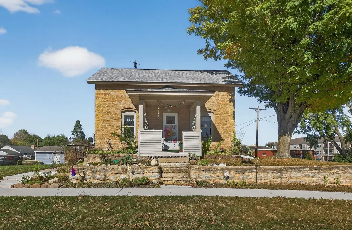 108 4th Street Sw, Pine Island, MN 55963 - Image #1