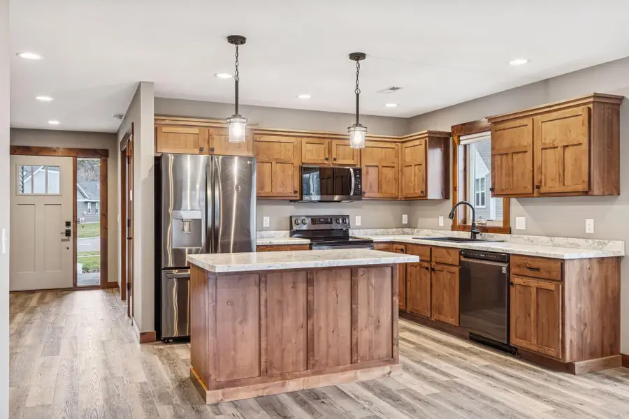 2870 Coventry Circle, River Falls, WI 54002 - Image #2